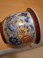Rijk gedecoreerde bloem pot / planten pot, Gebruikt, Overige kleuren, Aardewerk of Porselein, Ophalen of Verzenden
