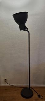 Staande lamp | Grijs, Ophalen, Gebruikt, Metaal, 150 tot 200 cm