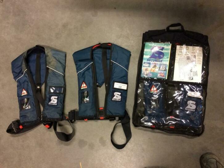 20 reddingsvesten Secumar Windows Alpha 275N geen patroon, Watersport en Boten, Watersportkleding, Gebruikt, Reddingsvest of Zwemvest
