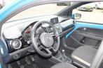 Volkswagen UP 1.0 BMT HIGH UP! AIRCO CRUISE NAVI PANORAMADAK, Auto's, Voorwielaandrijving, Gebruikt, Origineel Nederlands, Handgeschakeld
