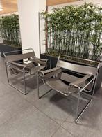 2 Marcel Breuer Wassily Stoelen - Grijs, Gebruikt, Twee, Ophalen of Verzenden, Metaal