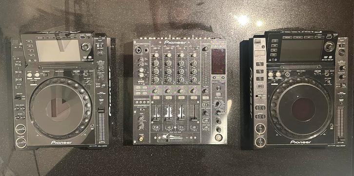 Pioneer CDJ-2000 x2 + DJM-800 DJ Set, Muziek en Instrumenten, Dj-sets en Draaitafels, Gebruikt, Dj-set, Pioneer, Ophalen of Verzenden