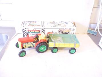 Kovap blikken Zetor Tractor met aanhanger opwindbaar 1:25 beschikbaar voor biedingen