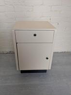 Vintage nachtkastje geel, Huis en Inrichting, Kasten | Ladekasten, Ophalen, 1 of 2 laden, 50 tot 100 cm, Zo goed als nieuw