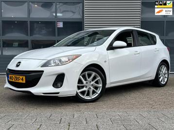 Mazda 3 1.6 Navigator | Navi | CRUISECR | Airco | PDC beschikbaar voor biedingen