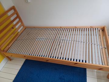 IKEA compleet bed: frame, lattenbodem en matras