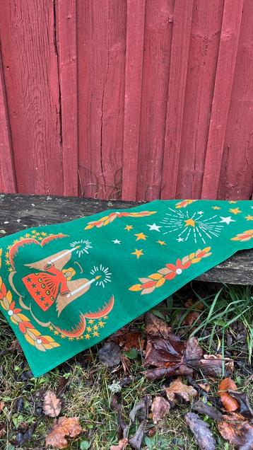Zweedse vintage kerstloper. beschikbaar voor biedingen