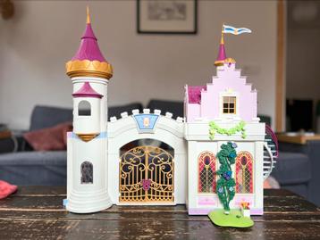 Playmobil kasteel en fairy poort. beschikbaar voor biedingen