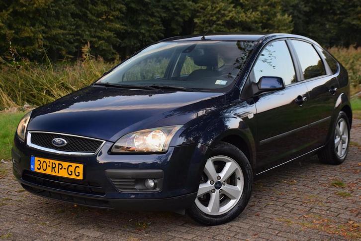 Ford Focus 1.6-16V Futura*1e Eigenaar*AUTOMAAT*Leder*44Dkm*N, Auto's, Ford, Bedrijf, Te koop, Focus, ABS, Airbags, Airconditioning