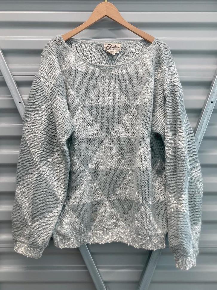 Grijze trui met witte grafische opdruk, Kleding | Dames, Truien en Vesten, Gedragen, Maat 36 (S), Grijs, Verzenden