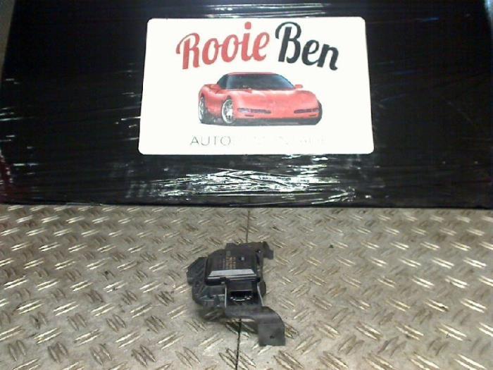 Kachelklep Motor van een Volkswagen Fox, Auto-onderdelen, Motor en Toebehoren, Gebruikt, -, Volkswagen, -