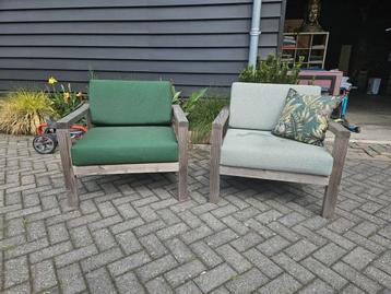 2 sets tuinkussens / groen / gebruikt / ZONDER stoel beschikbaar voor biedingen