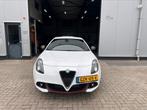 Alfa Romeo Giulietta Carbon 1.4 Turbo Multi AIR TCT 2018 Wit, Auto's, Alfa Romeo, Stof, 1280 kg, Zwart, 4 cilinders