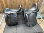 Anatomica 18 inch en KM 17 inch, Dieren en Toebehoren, Paarden en Pony's | Zadels, Ophalen of Verzenden, Zo goed als nieuw, Dressuur