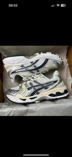 Asics Nieuw, Ophalen of Verzenden, Zo goed als nieuw, Sportschoenen