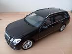 Mercedes E klasse station. Minischamps, Hobby en Vrije tijd, Modelauto's | 1:18, Ophalen of Verzenden, Zo goed als nieuw, Auto