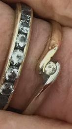 Gouden ring met briljant geslepen diamant, Verzenden, Zo goed als nieuw, Goud
