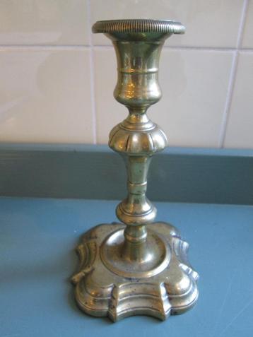 18 De Eeuwse Brass Candle Engelse Messing Kandelaar 21 cm beschikbaar voor biedingen