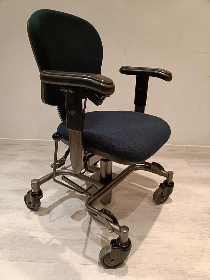 Electrische Doge Boxer trippelstoel + Garantie+ Servicebeurt, Diversen, Verpleegmiddelen, Zo goed als nieuw, Ophalen of Verzenden