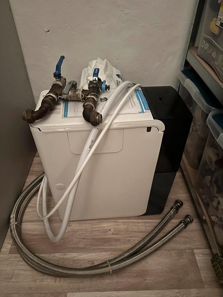 Nette AquaCell-waterontharder (uit 2023) met 7 x zout, Witgoed en Apparatuur, Waterontharders, Zo goed als nieuw, Waterontharder met zout