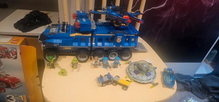 Lego alien conquest earth defense hq, Kinderen en Baby's, Speelgoed | Duplo en Lego, Gebruikt, Ophalen of Verzenden
