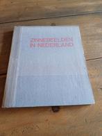 Zinnebeelden in Nederland - W.F. van Heemskerck Düker, Boeken, Ophalen of Verzenden, Gelezen, Ir. W.F. van Heemskerck Duker