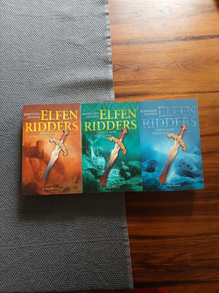 Bernard Hennen- Elfenridders deel 1, 2 en 3, Boeken, Avontuur en Actie, Ophalen of Verzenden