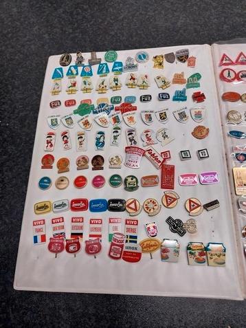 Speldjesboek met inhoud beschikbaar voor biedingen