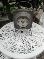 klok op pootjes apart model, Ophalen of Verzenden, Nieuw, Staande klok