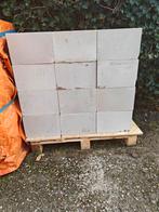 Kalkzandsteen lijmblokken - 50 stuks, Ophalen, Zo goed als nieuw, Kalkzandstenen