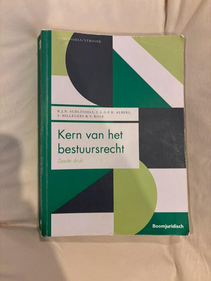 Karianne Albers - Kern van het bestuursrecht, Boeken, Wetenschap, Zo goed als nieuw, Ophalen of Verzenden