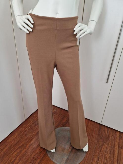 RINASCIMENTO PANTALON CAMEL MT S, Kleding | Dames, Broeken en Pantalons, Zo goed als nieuw, Maat 36 (S), Bruin, Lang, Ophalen of Verzenden