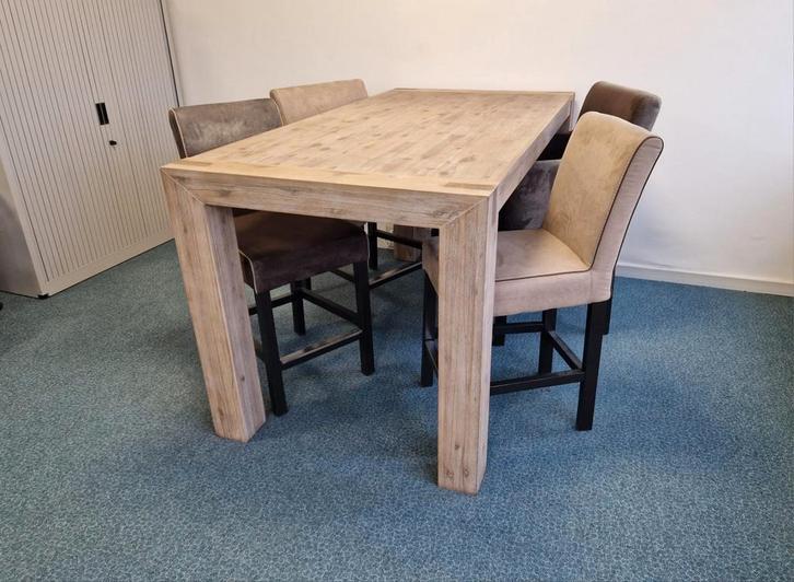 ZGAN Bartafel met 4 luxe barkrukken, Huis en Inrichting, Tafels | Statafels, Zo goed als nieuw, Ophalen