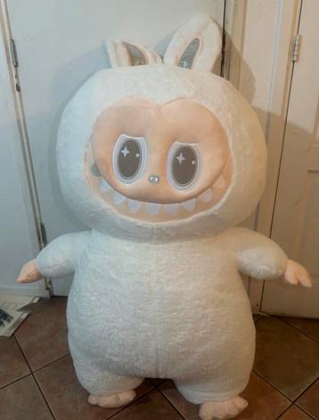 Labubu XL TEDDYBEER beschikbaar voor biedingen
