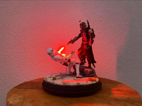STAR WARS| The Mandalorian | beeld met verlichting, Verzamelen, Star Wars, Ophalen of Verzenden