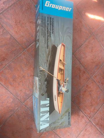 Graupner tina-ruderboot bestel nr-2152 zonder pop en aandrij beschikbaar voor biedingen