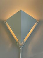 vintage witte Scandinavisch design wand LAMP Darq Denmark, Huis en Inrichting, Lampen | Wandlampen, Ophalen of Verzenden, Gebruikt