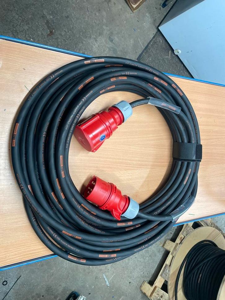 Krachtstroomkabel 20m Titanex 5g4 met 32A 5p stekker, Doe-het-zelf en Verbouw, Elektra en Kabels, Nieuw, Kabel of Snoer, Ophalen of Verzenden