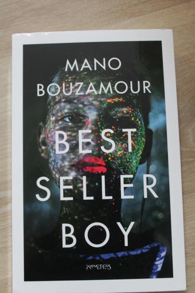 Mano Bouzamour - Bestsellerboy - 2018, Boeken, Literatuur, Zo goed als nieuw, Nederland, Verzenden