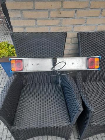 lichtbak  beschikbaar voor biedingen