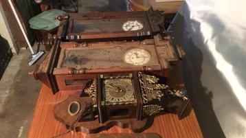 3 oude klokken. Lopen of slopen ! beschikbaar voor biedingen