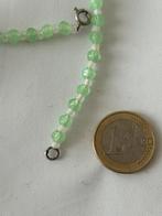 Lichtgroene glaskralen ketting, Sieraden, Tassen en Uiterlijk, Kettingen, Verzenden, Zo goed als nieuw, Wit, Overige materialen