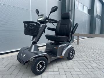 Nette scootmobiel Sterling S700 beschikbaar voor biedingen