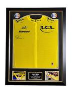 Tadej Pogacar Tour de France Gesigneerde Ingelijst Shirt, Sportmemorabilia Netherlands, Overige typen, Nieuw, Sportmemorabilianetherlands25@gmail.com