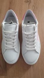 MSGM Sneakers - Maat 41 - Nieuw, Wit, Nieuw, Ophalen of Verzenden, Sneakers of Gympen