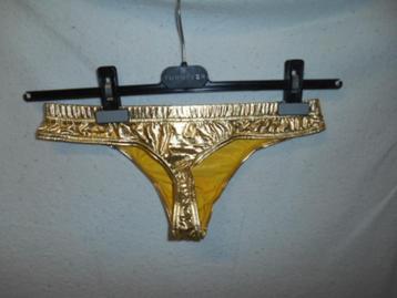 BLACK FRIDAY SALE G- string slip Goud glanzend Medium ( 48 ) beschikbaar voor biedingen