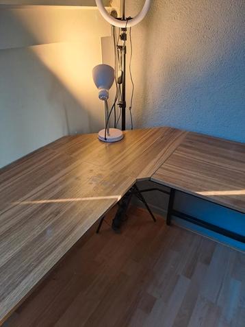 Mooi hoek bureau 