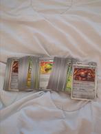 +-100 kaarten bulk Twilight Masquarade inc holo's en reverse, Hobby en Vrije tijd, Verzamelkaartspellen | Pokémon, Ophalen of Verzenden