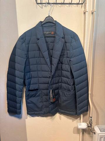 Donsen jack Corneliani maat 48. Nieuw beschikbaar voor biedingen