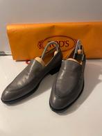 Tod’s Full Learher Drivers Vintage Loafers New Condition 37, Kleding | Dames, Schoenen, Instappers, Ophalen of Verzenden, Zo goed als nieuw